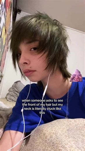 Trans Man Shows Off Unique Haircut and Style
