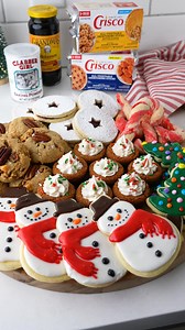 It’s time to sleigh your holiday cookie game ❤️ Click to find Crisco near you! | Crisco