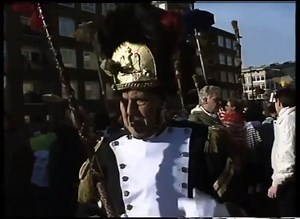 SALUT A CO-PINARD ! Quelques images du Co, à la bande de Dunkerque, en 1988... Et le carnaval continue pour tous les masquelours et la Confrérie des Tambours Majors du Carnaval de Dunkerque | Ville de Dunkerque