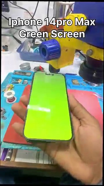 iPhone 14 Pro Max Green Screen Issue Fixed in Minutes ✅ Expert Service – No More Display Worries!
