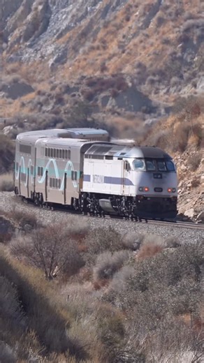 Andrew on Instagram: "Metrolink 901 downgrades through Soledad Canyon, following the Santa Clara River on its way to Los Angeles. This rail corridor dates back to the 1870s and is one of the more scenic stretches on the Metrolink system. - #railroad #trains #railfan #railfanning #trainspotting trains_worldwide trains_of_instagram trains_of_our_world rails_of_our_world rails_of_north_america diesellocomotive diesel_locomotive_shop railphotos_usa railfan_features americanrailroadfeatures allaround