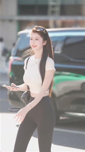 #街拍 #气质 #干净 #hotgirl #legs #charm #model #sexy #美女 #美女穿搭#气质美女#漂亮美女#颜值美女#beautiful #fashion #美腿玉足 #美腿