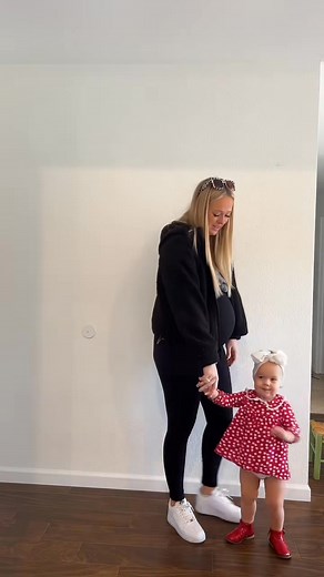 Blakely requested Minnie Mouse dresses today❤️🤍 #momsoftikt... #toddlers | We Are Family Smt