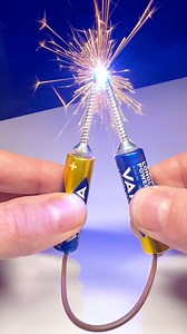 I built a mini welder using just two AA batteries. 😳 No power supply, no complex electronics: just a simple setup and an amazing result. In this video, you can see thin sheets of metal welded together with virtually no tools. ⚠️ This video is for educational and experimental purposes only. #SpotWelder #DIY #Experiment #Electronics | Rodaolok