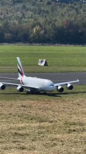 RC FLIGHT ZONE | ✈️Hand built Eemirates airline built by RAMY RC. #scalemodels #rcplane #aeromodelismo | Instagram