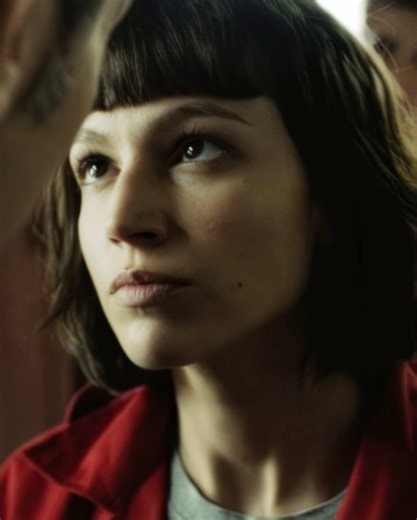 the way he just stop talking 😭 | songs promo in dm ; scp on my ig | #moneyheist #lacasadepapel #Icdpedit #Icdp #tokyoedit