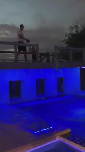 Portland Trail Blazers Star Zach Collins Shoots Poolside Hoops With Young Brothers