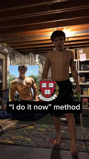 Max Pankowski | The “I do it now” method I used to beat procrastination to get into Harvard, build my dream physique, hit 425lb bench press, and achieve... | Instagram