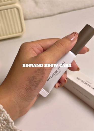 Rom&nd Han All Brow Cara: Natural Eyebrow Mascara