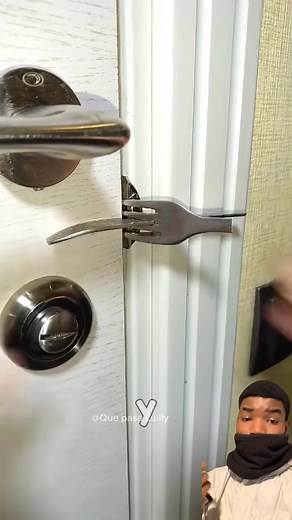 Amazing trick to secure your home while you sleep #viralvideoシ #video #tricks #fblifestyle | Qué pasa Luilly