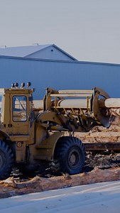 Every notch tells a story... one carved by hand, guided by decades of experience. For over thirty years, we’ve carried forward the timeless art of log home building, blending old-world skill with modern precision. #LogHomesCanada #CraftedInCanada #LogHomeDelivery #HandcraftedLogs | Log Homes Canada