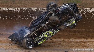 This Week's Racing News: Bloomquist's Big Flip & Reaction 😮 - FloRacing
