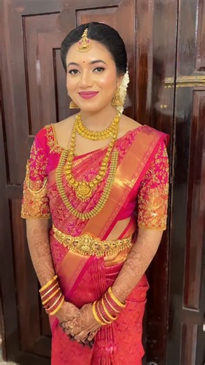 Artistry by Priya Baliga on Instagram: "Rithika, our beautiful bride, looked ethereal on her wedding day with flawlessly blended makeup and elegant charm. Bride : @rithika.shetty_ MUA : @priyapavanbaliga Hair: @hk_haircraft @harshithamangalore Get the best look on your special day with us !!! For bookings and inquiries contact👇: 📱: +91 98805 62121 @wedmegood @bridesof_india @weddingasiaofficial @weddingbazaarofficial @southindianbrides @weddingsutra @bridesofbangalore_ @bridesessentials @dream
