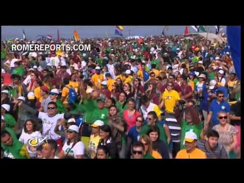 Massive Flash Mob performed for Pope Francis