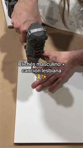 Estamos ensayando Loser Baby y ahora quiere cantar Easy 🙏❤️ #hazbinhotelseason2 #hazbinhoteleasy #chaggie #hazbinhotelcharlie #hazbinhotelvaggie