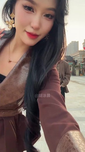 Tall Catwalk Models: Embracing Elegance and Style