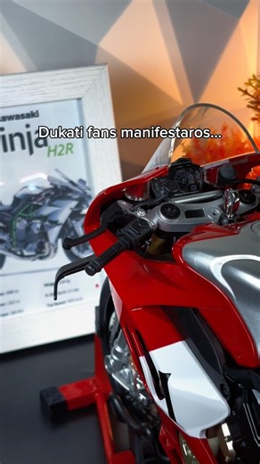 Espera hasta el humo!… 🤯💨 #motorbike #biker #bike