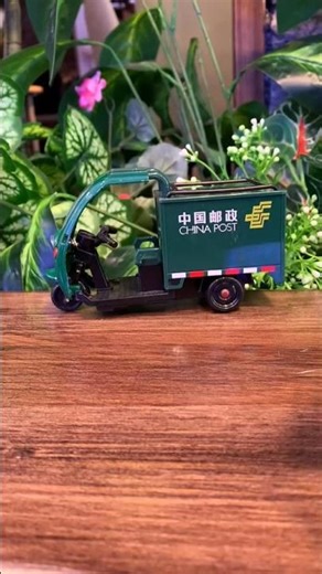 Mini China Post Delivery Truck 🚚📮 Smooth Desk Ride #MiniTruck #Satisfying