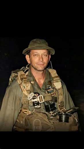 They Shot Him, Stripped Him Naked, and Left Him to Die. Billy Waugh Crawled Back—and Went to War Again. In 1965, deep in enemy territory along the Laotian border, Billy Waugh was supposed to be dead. Bullets had torn through his body—head, legs, torso. He collapsed in the jungle as North Vietnamese soldiers moved in. They stripped him naked, took his weapons and gear, and left him bleeding in the undergrowth. That was usually the end. But Billy Waugh refused to accept it. For hours, naked... Con