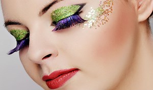 4 hot glitter makeup trends you can rock!