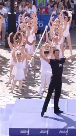 Torino DANZA e si colora di bianco, la lezione di Roberto Bolle in piazza San Carlo