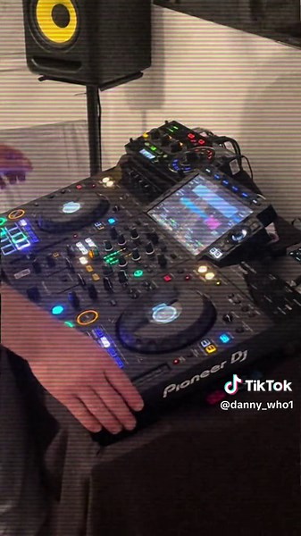 Track!! #techhouse #melodichouse #ukdj #dannywho #heresphere #ibiza