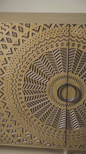 Découvrez notre dernier chef-d'œuvre : un buffet exceptionnellement conçu et fabriqué à la main par Meuble Dougaz. Une pièce originale qui transformera votre espace avec élégance. 🏡✨ 📞 𝗖𝗼𝗻𝘁𝗮𝗰𝘁 : 216 50 263 869 🏠 𝗔𝗱𝗿𝗲𝘀𝘀𝗲 : AV ABOU DHABI HAMMAMET, Hammamet, Tunisia 📧 𝗘𝗺𝗮𝗶𝗹 : karim.dougaz@hotmail.fr #meubledougaz #meubles #salons #tendance #classe #elegance #séjour #maison #homedecoration #homedesign #design #style #showroom | Meuble Dougaz