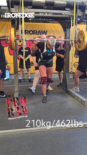 Claire Anable squatting 210kg | ProRaw Powerlifting