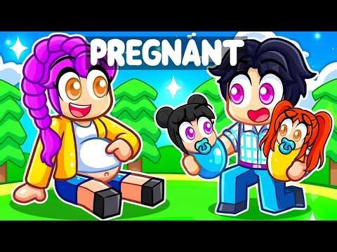Rumi Discovers She’s Having TWINS in Roblox! | KPop Demon Hunters