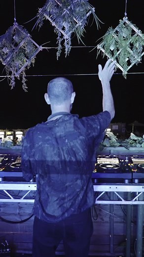 Joseph Ray road testing new music in Albania 🤩 His brand new EP ‘A Power Over Me’ is out now! Featuring the brand new track of the same name, alongside singles ‘Blue Nights’, ‘Cos Of You’, ‘Changing Lanes’ and ‘Give Me A Reason’. Listen to the full EP now via the link in the comments 🔗 | Anjunadeep