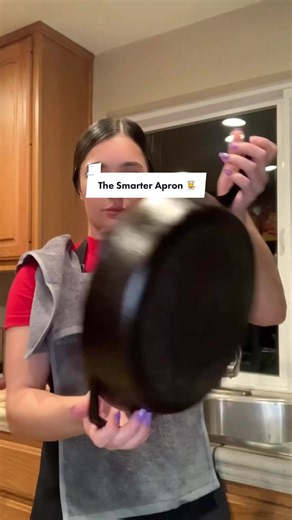 Everyday kitchen apron essentials