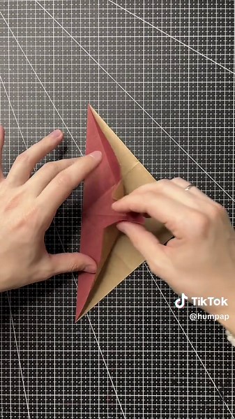 Origami Swan: Step-by-Step Paper Craft Tutorial