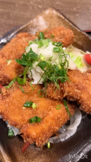 郡山市朝日の手仕事厨房『がんがん丸』さんへ。日替わり定食のおろしチキンカツを注文。あっという間に満席で人気店なんですね。＃ランチ＃グルメ#郡山市