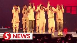 31K views · 509 reactions | BTS returned to the stage over the weekend in their first in-person concert since 2019, as fans turned up in the thousands in Los Angeles, California for the event. Read more at https://bit.ly/3rfkZ6g WATCH MORE: https://thestartv.com/c/news SUBSCRIBE: https://cutt.ly/TheStar LIKE: https://fb.com/TheStarOnline | The Star | Facebook