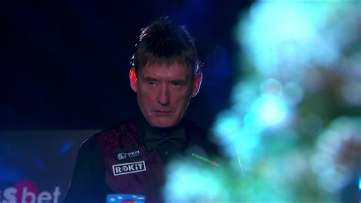 Vaillant Live is rocking... A standing ovation for both players 🙌 | World Seniors Snooker