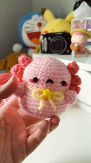 chonky axolotl ⭐️ pattern by @bunnysplush #crochet #kawaii #cute #fyp #foryou #amigurumi #cutecrochet #axolotl