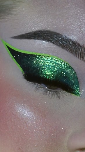 Forest fairy eye makeup #makeup #eyemakeup | Anacrylics