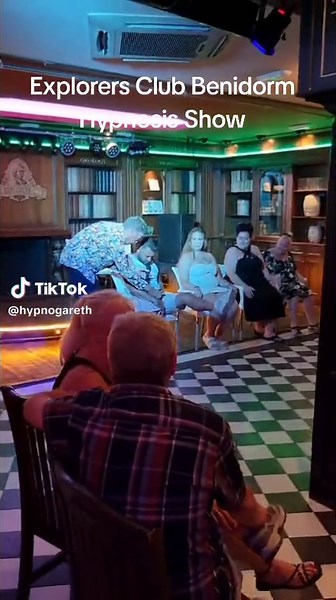 Sensational Hypnosis Show at Zodiac Showbar in Benidorm