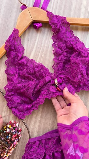 Kit sainha luxo mais acessórios disponível em nossa loja 🔥 | Évelyn Carla Moda Íntima
