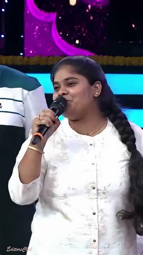 Lady Tiger Tanuja😍Sankranti or Tanuja-Thirunallu? The Crowd Goes Wild! 🪁💥#shorts #entertainment