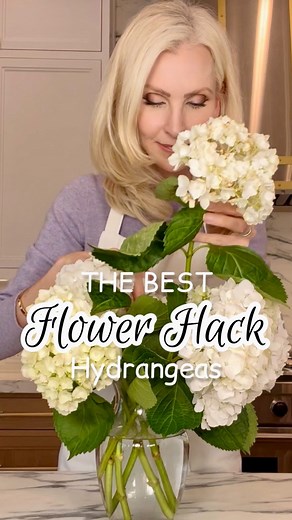 66K views · 420 reactions |  FLOWER HACK  Hydrangeas! Follow...