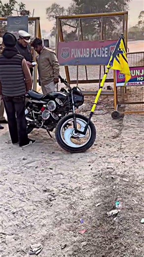 splendor modified ❤️💨||#shorts #bullet #rx100 #effectking #explore #police