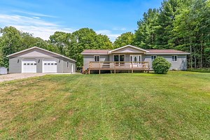 16096 South Main Street Extension, Pleasantville, PA 16341 - MLS 160575 - Coldwell Banker