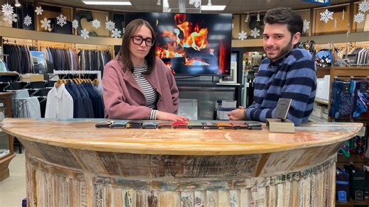 Still sitting on an overstuffed billfold? 😫 Let’s talk about why Secrid is the upgrade you didn’t know you needed. We love them for three simple reasons: 1️⃣ The "Pop-Up" Factor: With one click, your cards slide out in steps. Find exactly what you need in a second. 2️⃣ Digital Security: The aluminum heart of the wallet blocks RFID/NFC signals, keeping your info safe from digital pickpockets. 3️⃣ Built to Last: Made in Holland with premium leather and high-grade aluminum. It protects your cards 