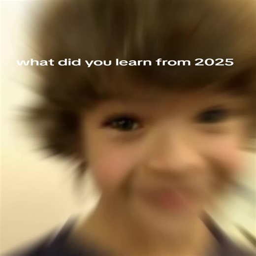 time flys stranger Things Actors Dustin Lucas wil eleven mike