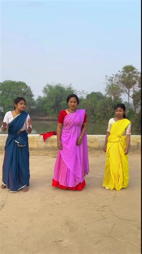 sukuntala mandal on Instagram: "Bolo pom-pom Maare #shorts #trending #viral #dance #reels"