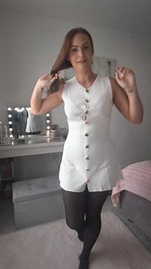 51K views · 320 reactions | How cute is this sweater dress 懶 I absolutely love the fit! https://www.tiktok.com/@kaylag8195?_t=ZN-8zVIS4h69f4&_r=1 #dress #sweaterdress #fashion #TikTokMadeMeBuyIt #fyp | Foodislife | Facebook