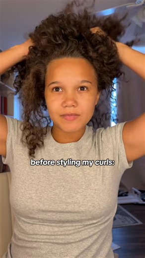 ✨ Before vs After✨ proof that taking a little time to style your curls makes ALL the difference 👩🏽‍🦱💁🏽‍♀️✨ #sydscurlsss #curlyhairtransformation #curlyhairstyle #curlyhairroutine #curlyhaircare | Ssydneycliffordd