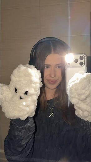 DIY Miffy GLOVES Easy WINTER Hack WITH Yarn AND Cardboard