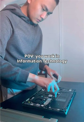 Working in Information Technology: A 9-to-5 Perspective